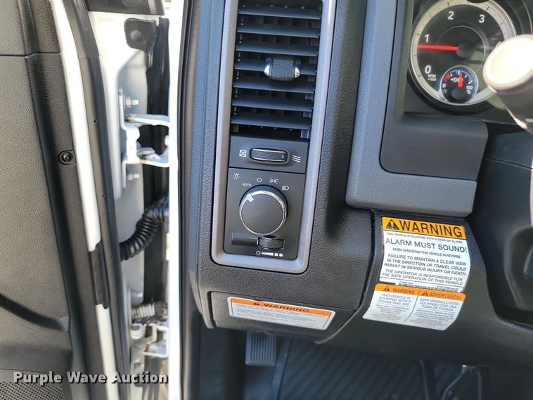 image for item OD9771 2014 Dodge Ram 5500HD  bucket truck