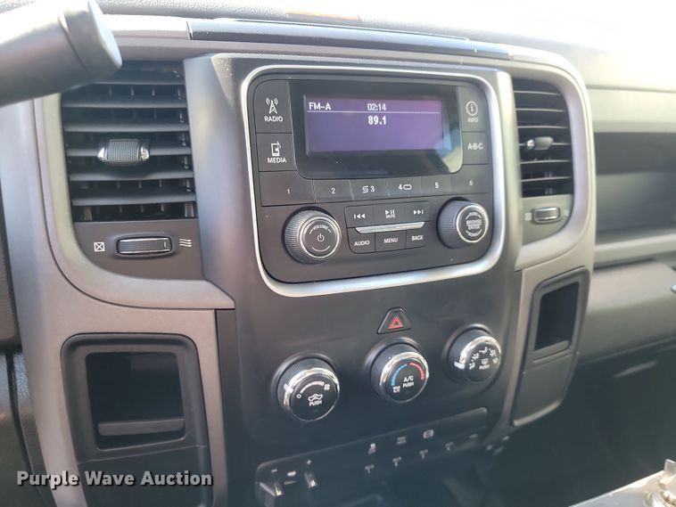 image for item OD9771 2014 Dodge Ram 5500HD  bucket truck