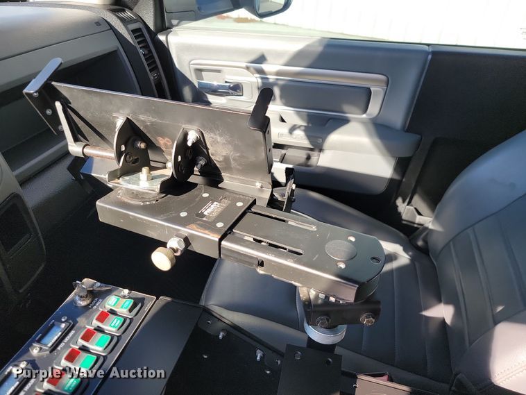 image for item OD9771 2014 Dodge Ram 5500HD  bucket truck