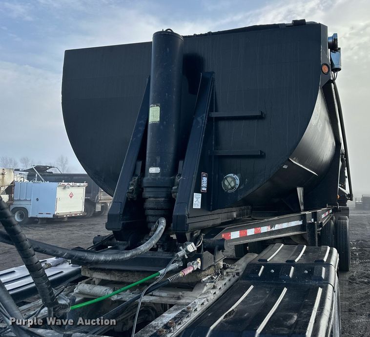 image for item OF9173 2007 Construction Trailer Specialist HRD-25QF  end dump trailer