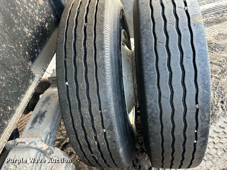 image for item OF9173 2007 Construction Trailer Specialist HRD-25QF  end dump trailer