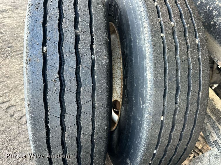 image for item OF9173 2007 Construction Trailer Specialist HRD-25QF  end dump trailer