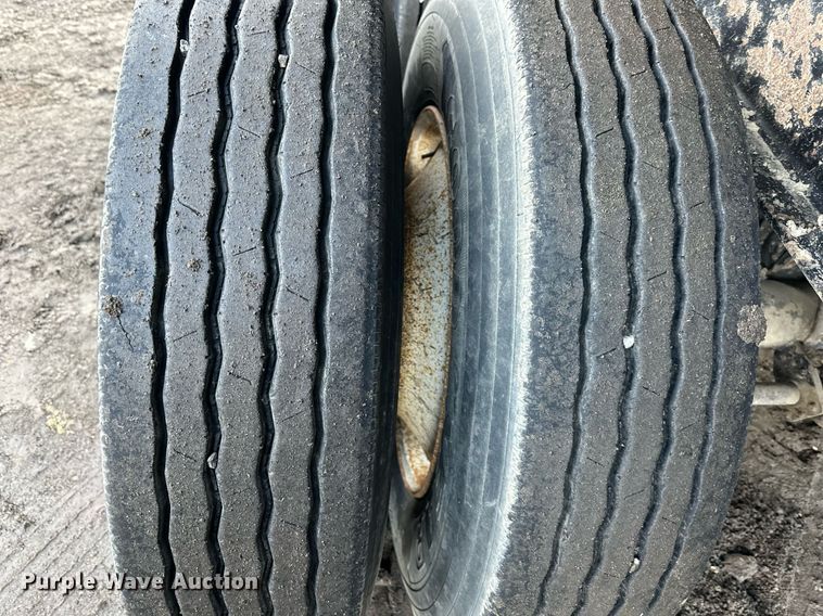 image for item OF9173 2007 Construction Trailer Specialist HRD-25QF  end dump trailer