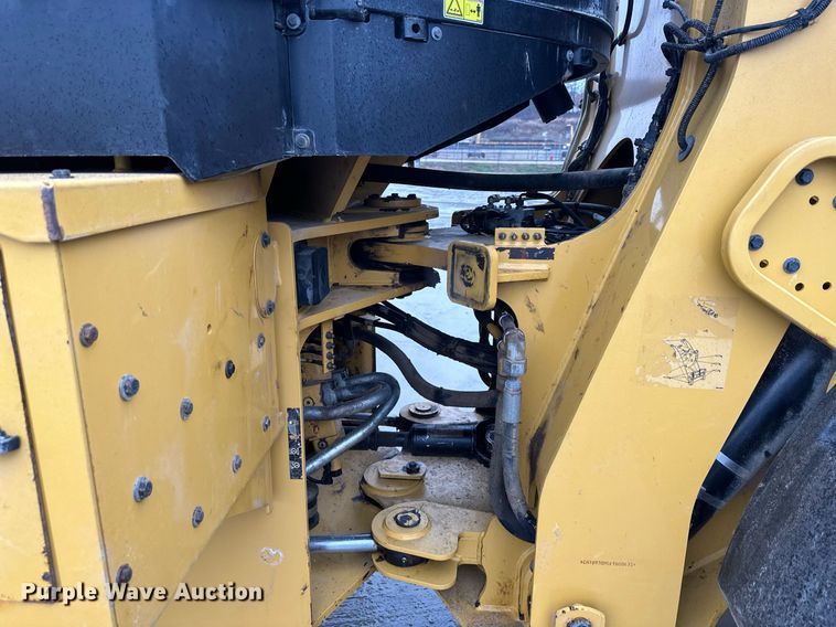image for item OF9219 2015 Caterpillar 930M  wheel loader