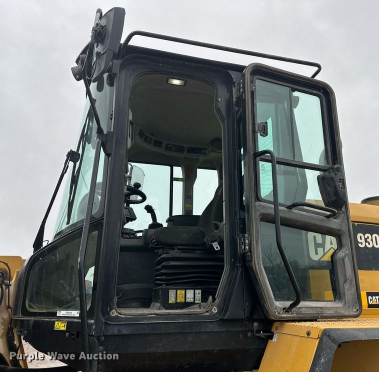 image for item OF9219 2015 Caterpillar 930M  wheel loader