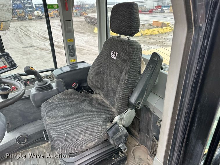 image for item OF9219 2015 Caterpillar 930M  wheel loader