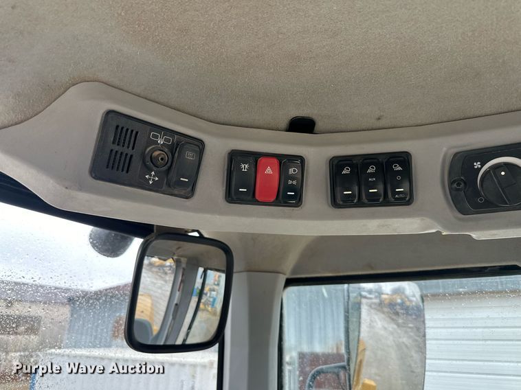 image for item OF9219 2015 Caterpillar 930M  wheel loader