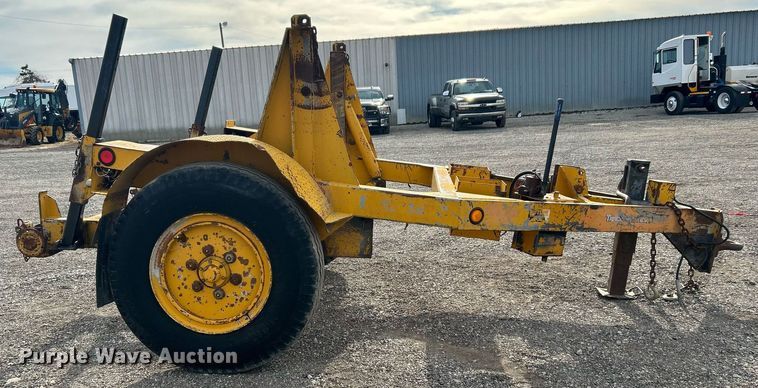 image for item OM9213 1994 C Butler Track Utilities  reel trailer