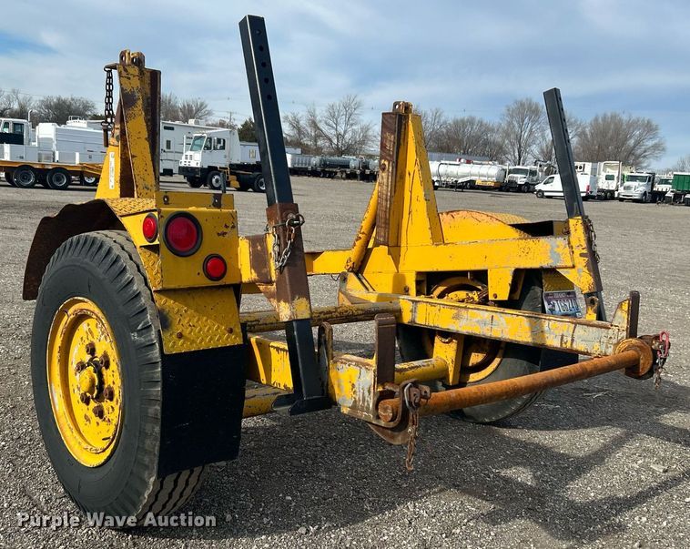 image for item OM9213 1994 C Butler Track Utilities  reel trailer