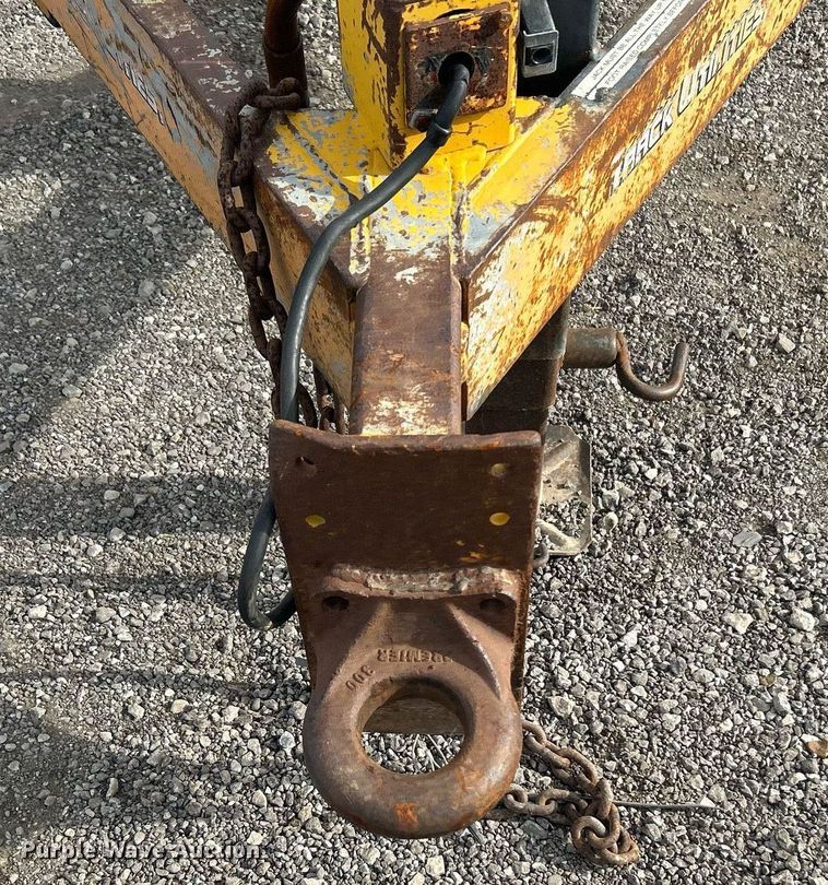 image for item OM9213 1994 C Butler Track Utilities  reel trailer