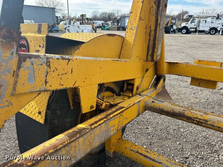 image for item OM9213 1994 C Butler Track Utilities  reel trailer