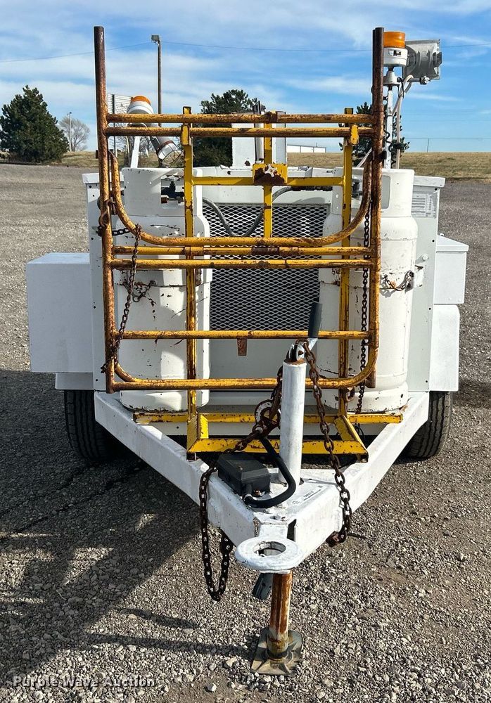 image for item OM9214 1987 Hesco 150010  mobile power unit