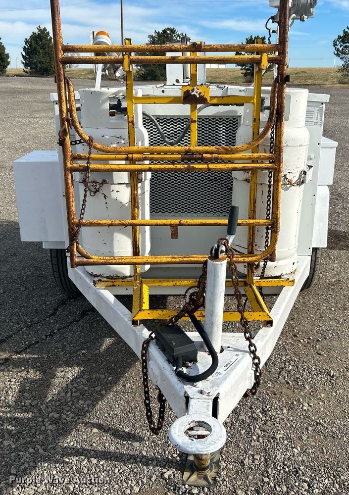 image for item OM9214 1987 Hesco 150010  mobile power unit