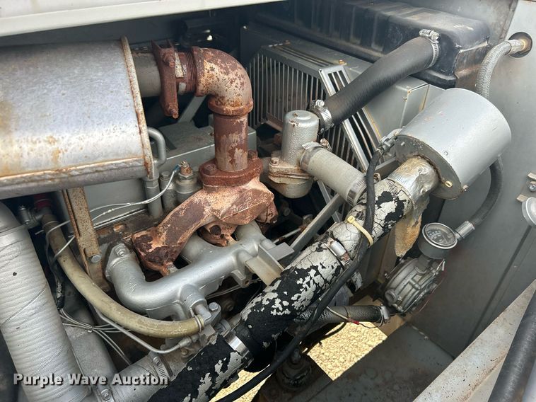 image for item OM9214 1987 Hesco 150010  mobile power unit