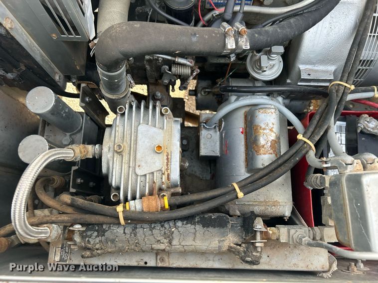 image for item OM9214 1987 Hesco 150010  mobile power unit