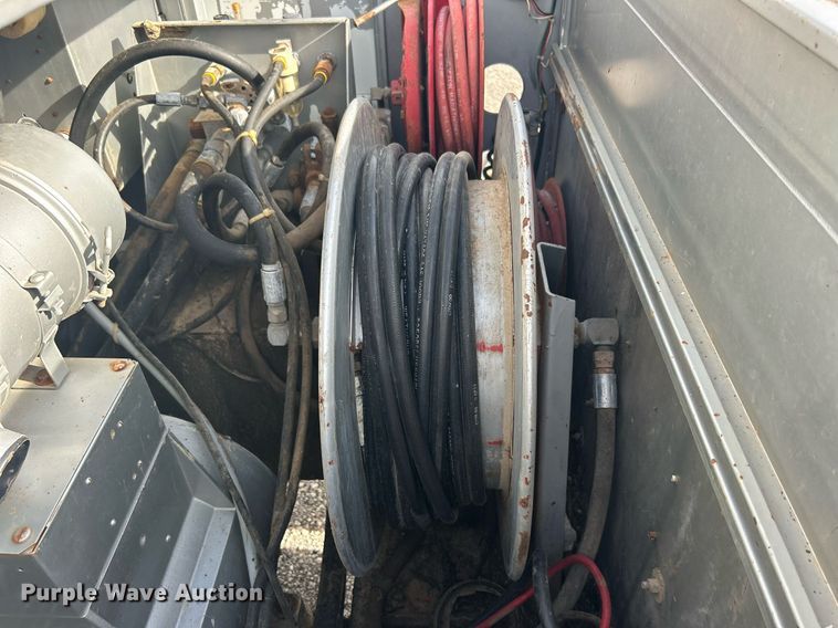 image for item OM9214 1987 Hesco 150010  mobile power unit