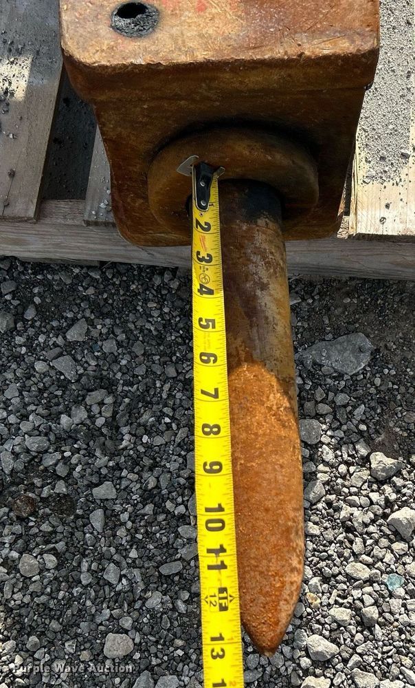 image for item OM9215 Breaker