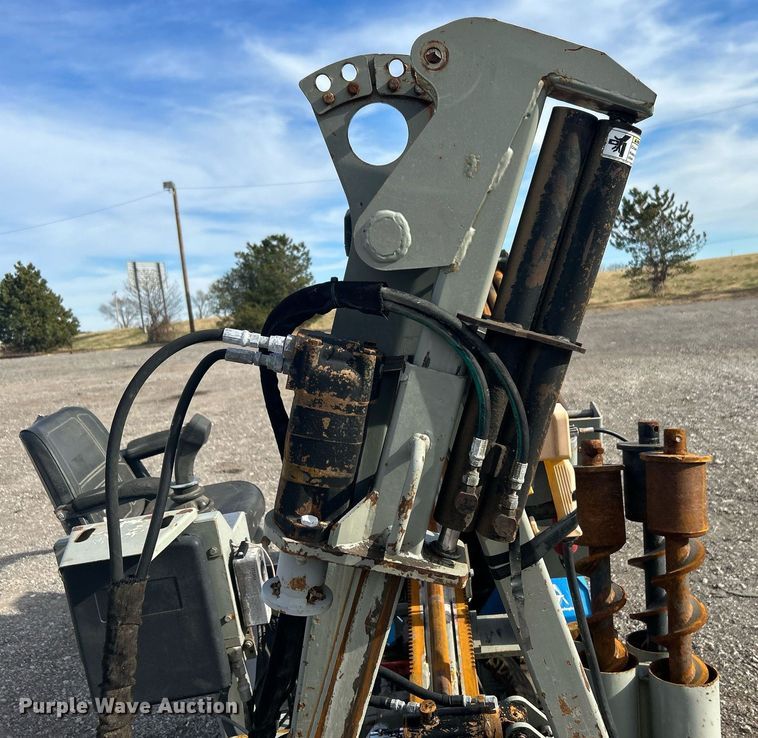 image for item OM9216 2014 TT Technologies Grundodrill 4X  directional boring unit