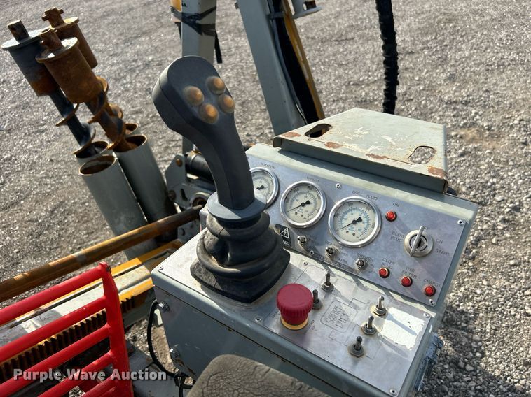 image for item OM9216 2014 TT Technologies Grundodrill 4X  directional boring unit