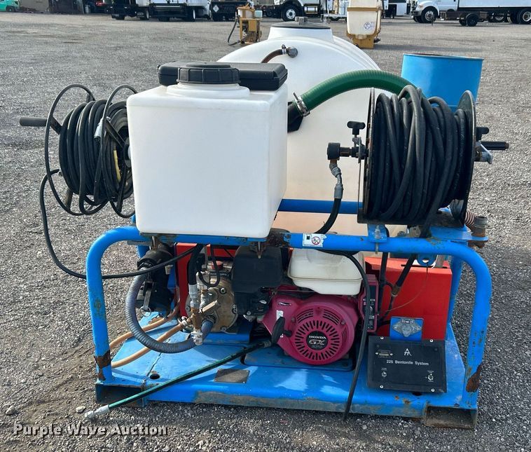 image for item OM9216 2014 TT Technologies Grundodrill 4X  directional boring unit