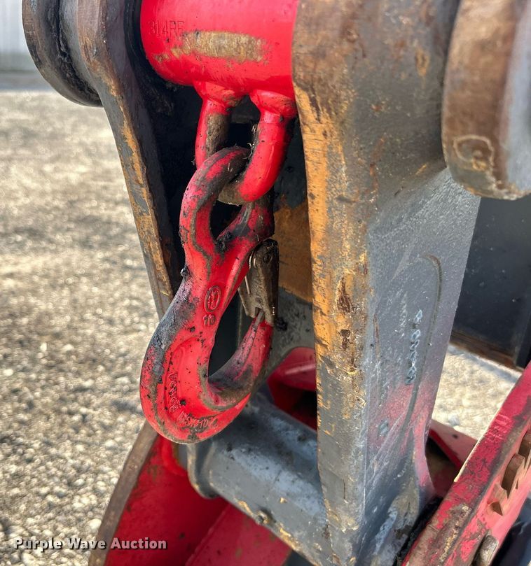 image for item OM9221 2013 John Deere 310SK  backhoe