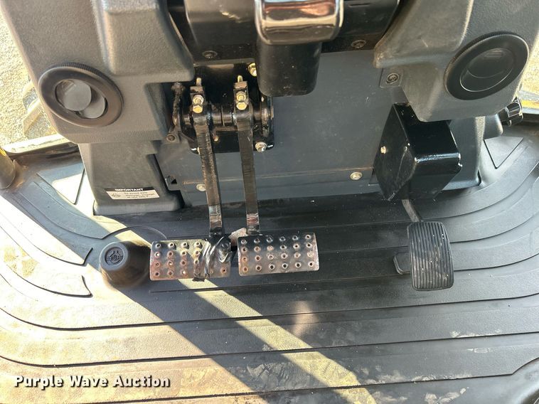 image for item OM9221 2013 John Deere 310SK  backhoe