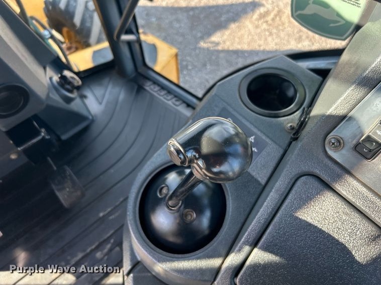 image for item OM9221 2013 John Deere 310SK  backhoe