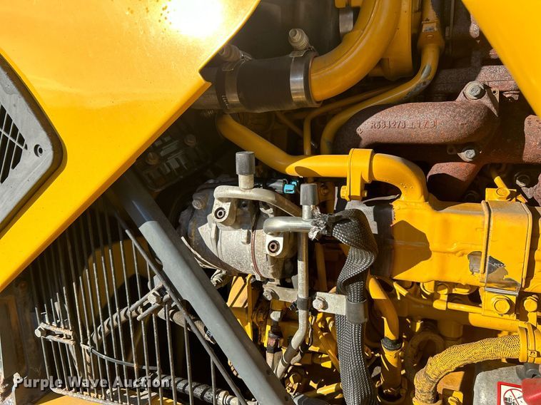 image for item OM9221 2013 John Deere 310SK  backhoe