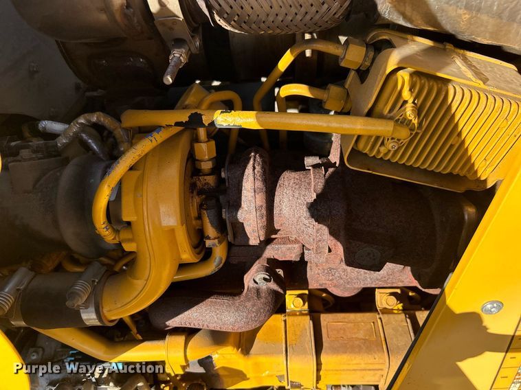 image for item OM9221 2013 John Deere 310SK  backhoe