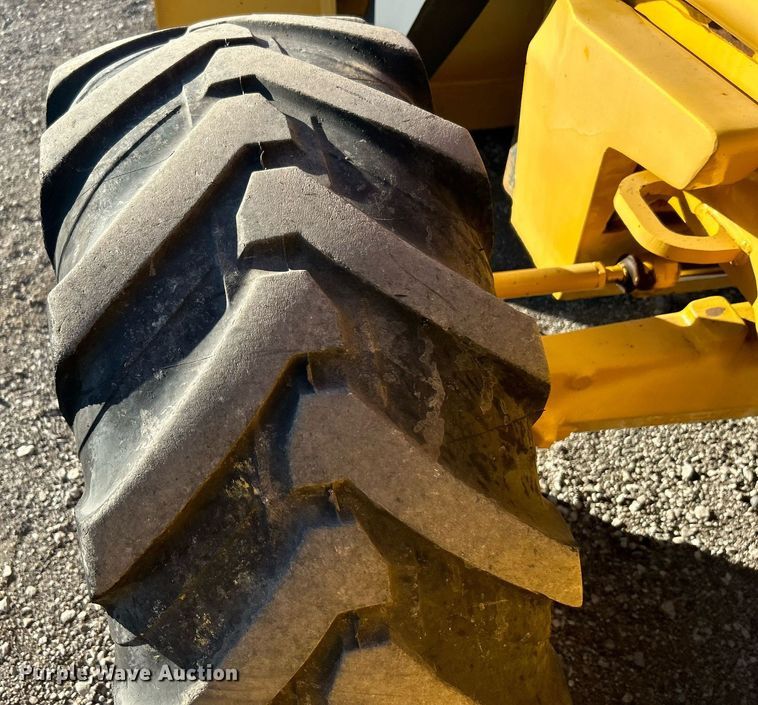 image for item OM9221 2013 John Deere 310SK  backhoe