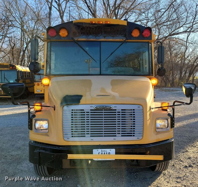 image for item DL7762 2006 Freightliner FS65  school bus