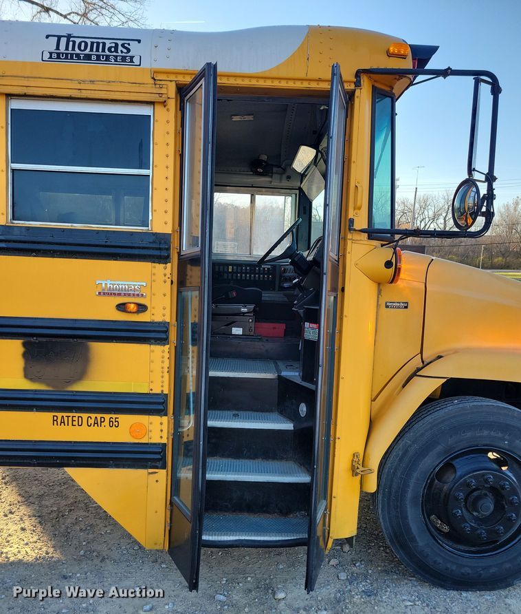 image for item DL7762 2006 Freightliner FS65  school bus