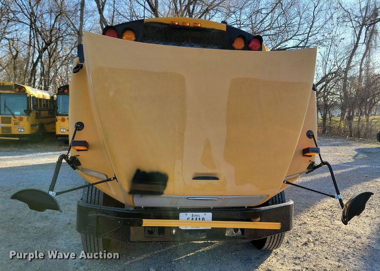 image for item DL7762 2006 Freightliner FS65  school bus