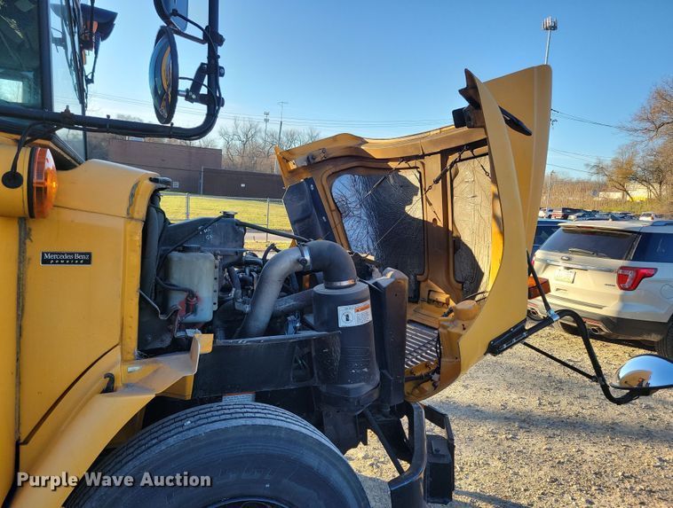 image for item DL7762 2006 Freightliner FS65  school bus