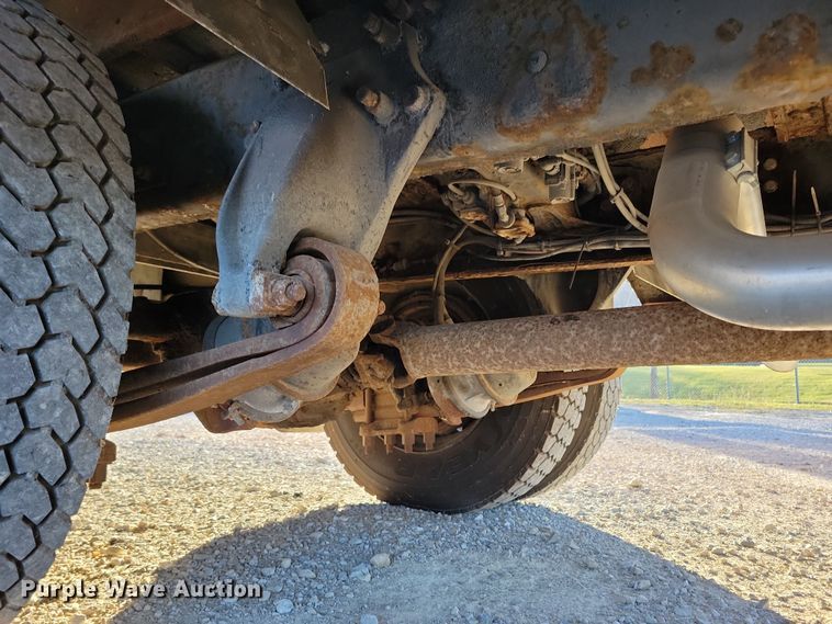 image for item DL7762 2006 Freightliner FS65  school bus