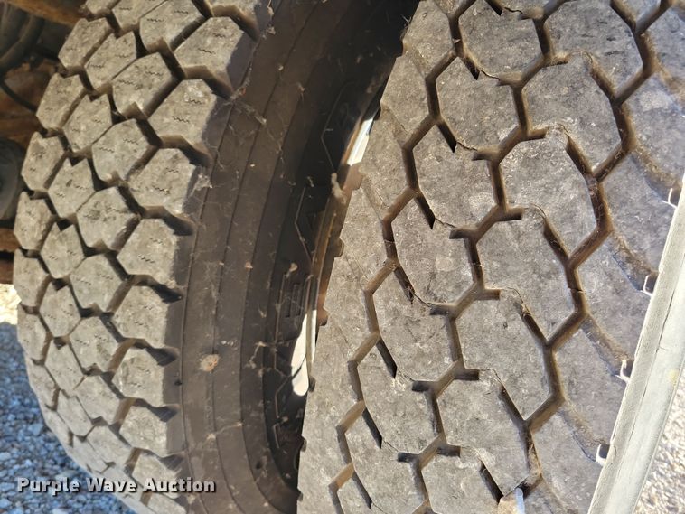 image for item DL7762 2006 Freightliner FS65  school bus