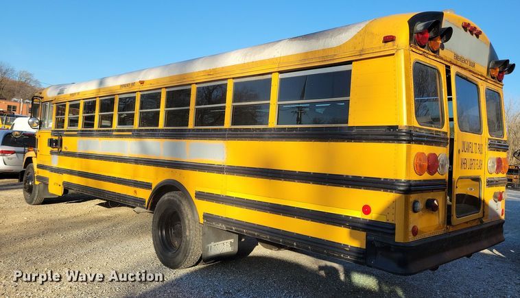 image for item DL7763 2004 Freightliner FS65  school bus