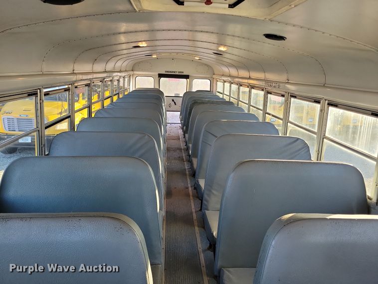 image for item DL7763 2004 Freightliner FS65  school bus