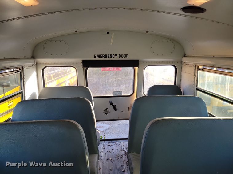 image for item DL7763 2004 Freightliner FS65  school bus