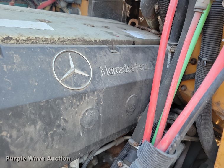 image for item DL7763 2004 Freightliner FS65  school bus