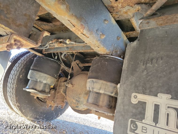 image for item DL7763 2004 Freightliner FS65  school bus