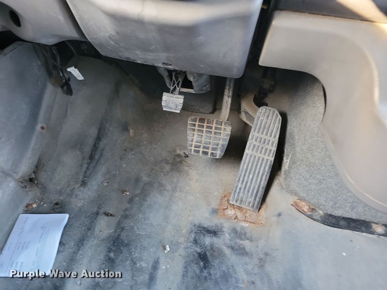 image for item DL7764 2008 Freightliner B2  school bus