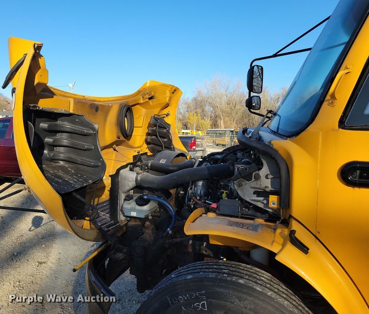 image for item DL7764 2008 Freightliner B2  school bus