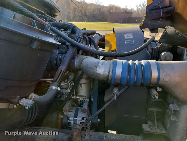 image for item DL7764 2008 Freightliner B2  school bus