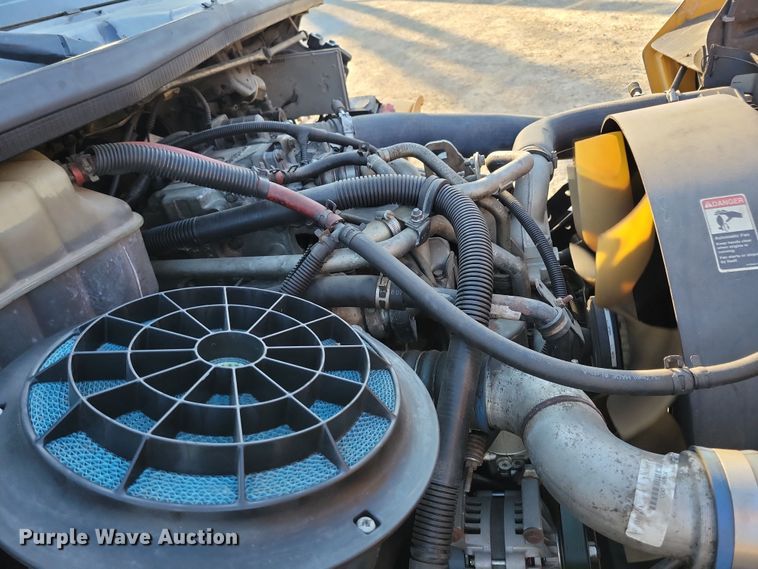 image for item DL7764 2008 Freightliner B2  school bus