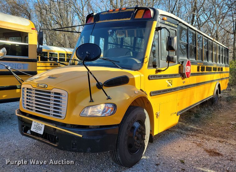 image for item DL7766 2009 Freightliner B2  school bus