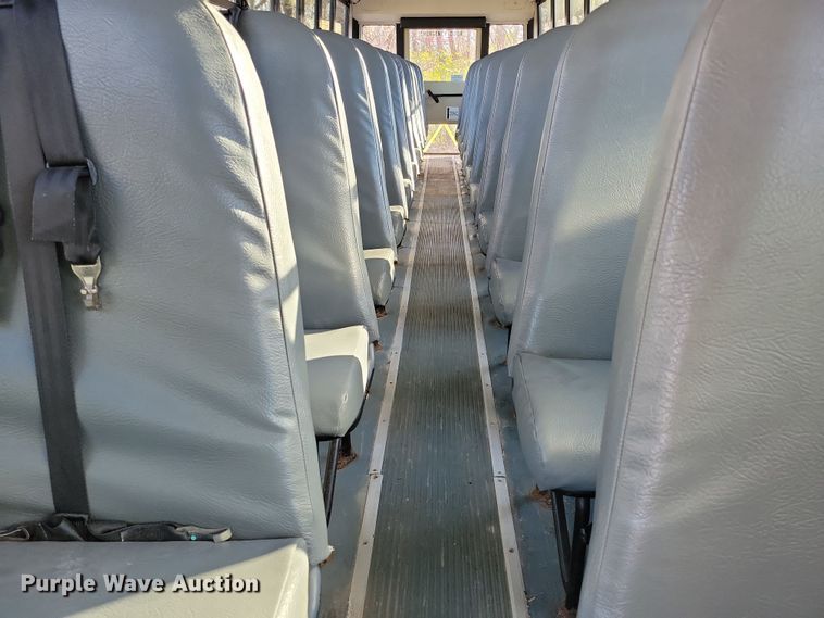 image for item DL7766 2009 Freightliner B2  school bus