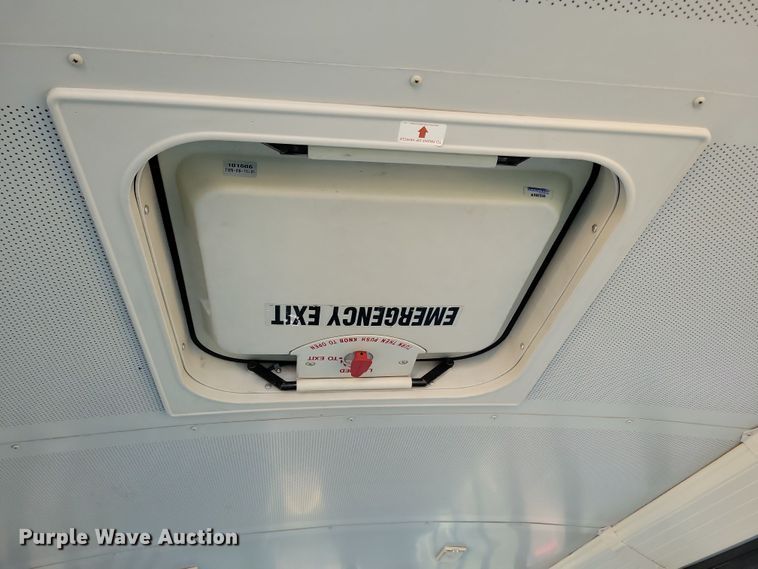 image for item DL7766 2009 Freightliner B2  school bus