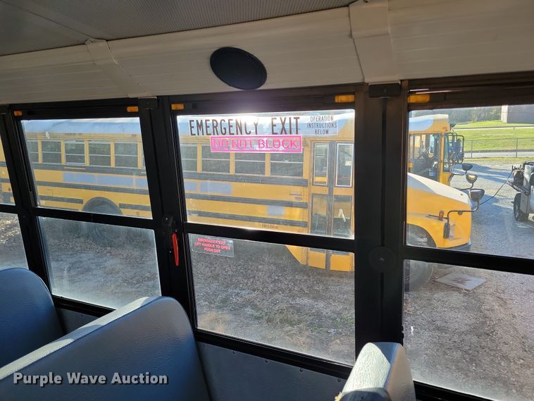 image for item DL7766 2009 Freightliner B2  school bus