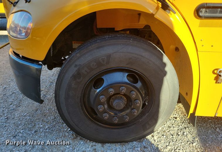 image for item DL7766 2009 Freightliner B2  school bus